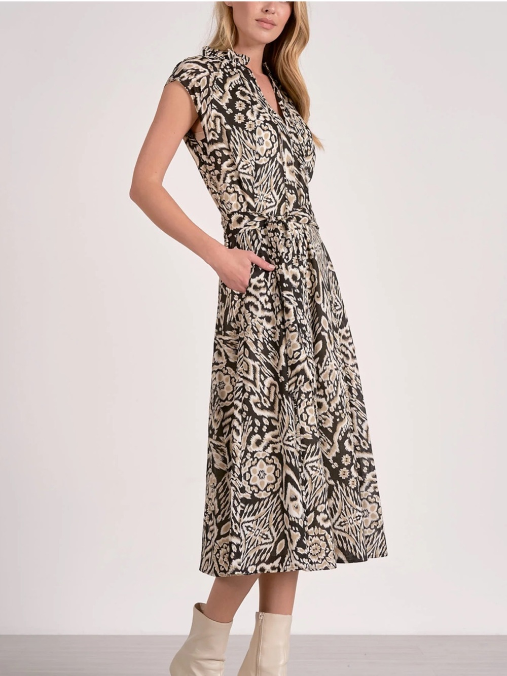 Elan Cap Sleeve Midi Dress Black Acorn Print Size XS